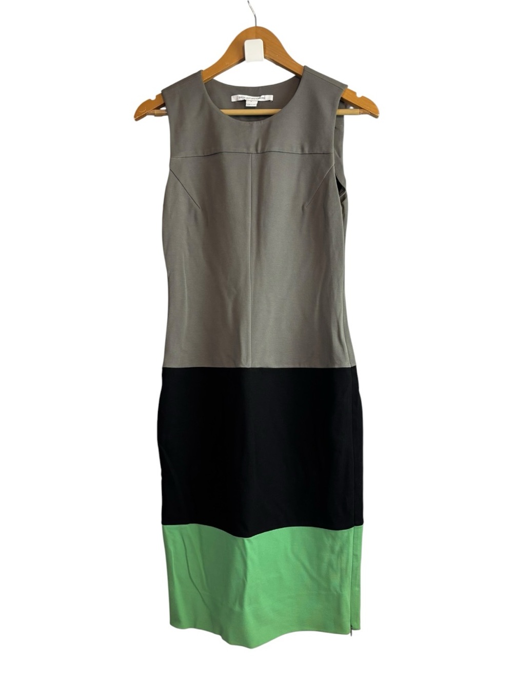 Diane Von Furstenberg What Color Block GRAY/BLACK/SHAMROCK Sheath Dress Size 6